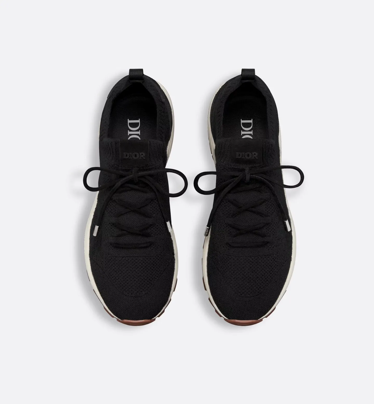 [Dior Dior] Top P: 580💰 Size: 39-44 (customized at 45.46) DIOR Dior B80 Lounge sneakers 2025 autumn and winter men's series new products. The simple silhouette and details are inspired by Dior's haute couture style. They are carefully made of cashmere, sheep wool, mulberry silk mixed jun knitted fabrics. Decorated with Dior's classic cannage pattern. Tonal suede stitching on the back and Dior embossed patch on the tongue enhance the style. TPU foam outsole.